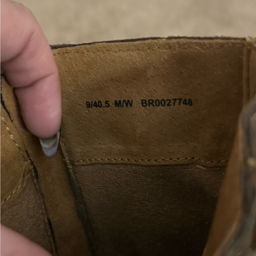 Womens Sable boot by Born size 9 excellent condition!! Super super quality boot! - Picture 6 of 11